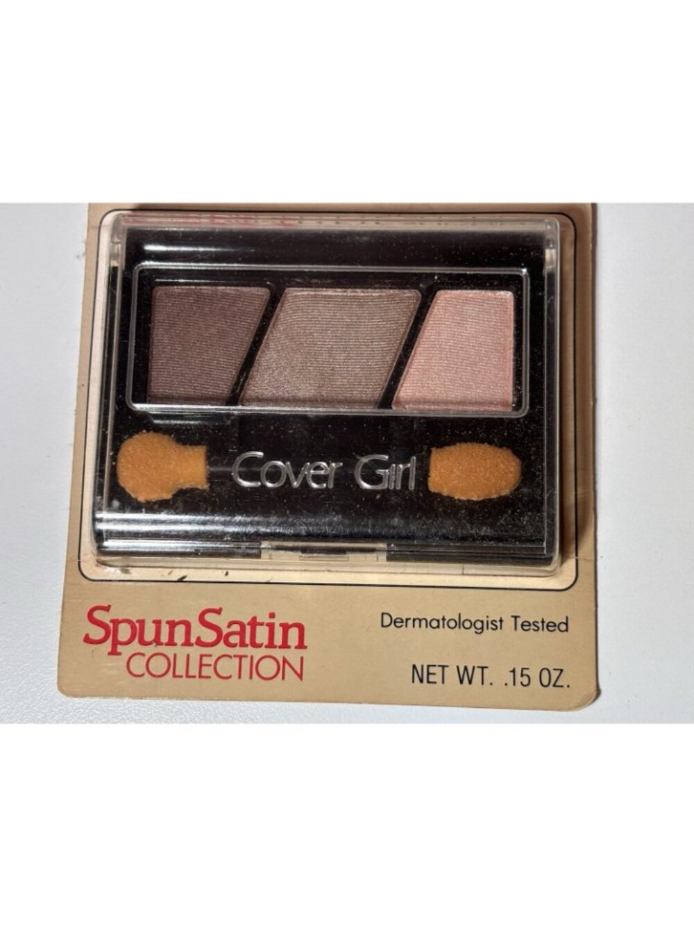 Cover Girl Spun Satin Trios Eye Shadow Palette Shimmering Sands RARE - Picture 2 of 5